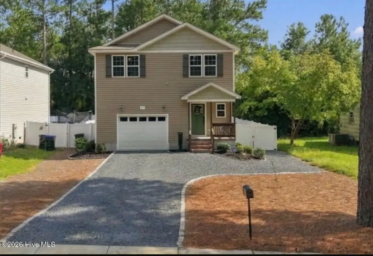 855 S Henley Street, Southern Pines, NC 28387 - #1