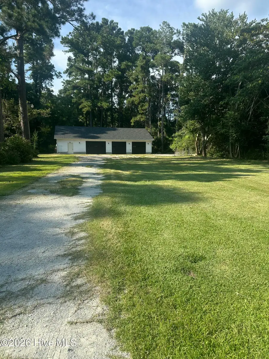 1 W Thurman Road, New Bern, NC 28562 - #3
