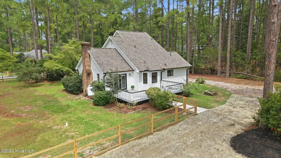 611 Sun Road, Aberdeen, NC 28315 - #2