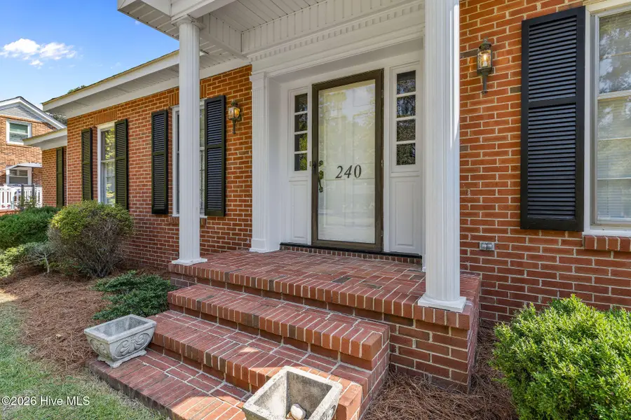 240 S Hillcrest Drive, Goldsboro, NC 27534 - #3