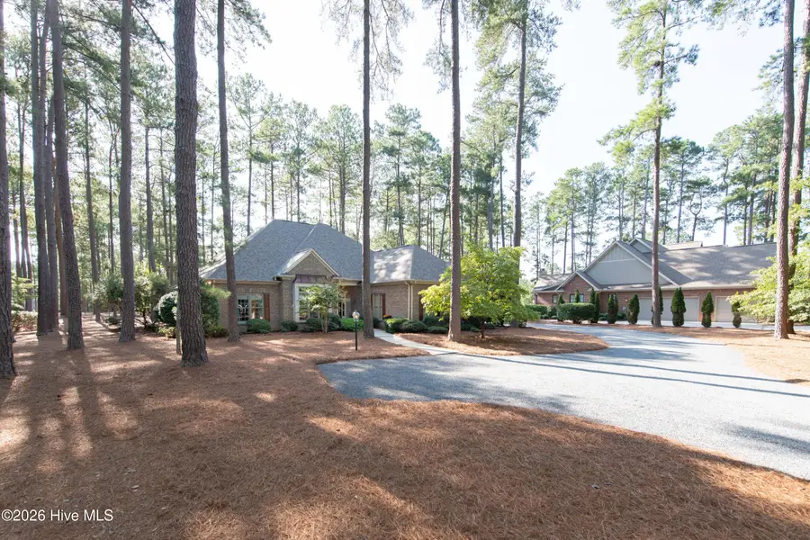 29 Abbottsford Drive, Pinehurst, NC 28374 - #2