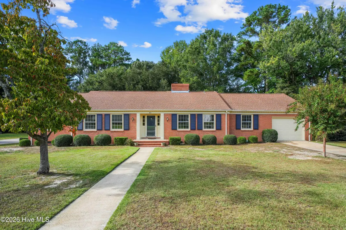 611 Gloucester Road, Goldsboro, NC 27534 - #1