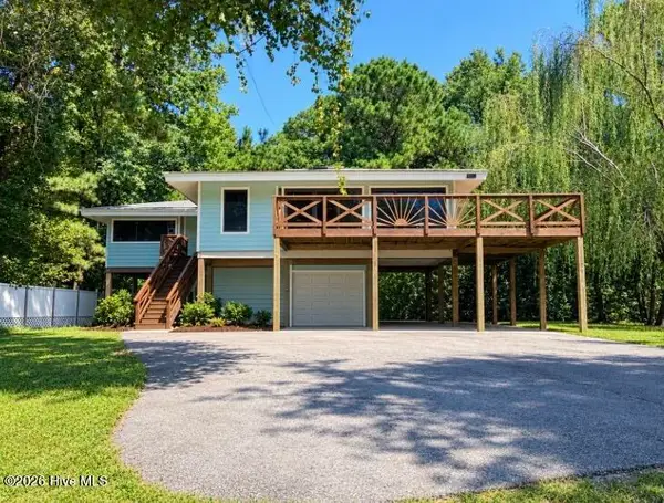 670 W West Firetower Road, Swansboro, NC 28584