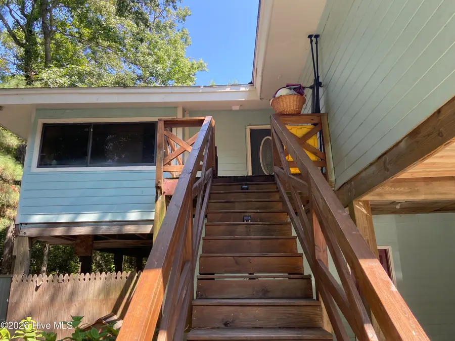 670 W West Firetower Road, Swansboro, NC 28584 - #2