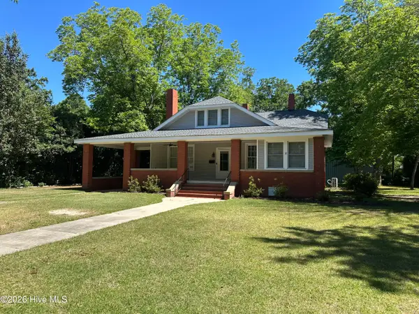 330 Mcrae Street, Laurinburg, NC 28352