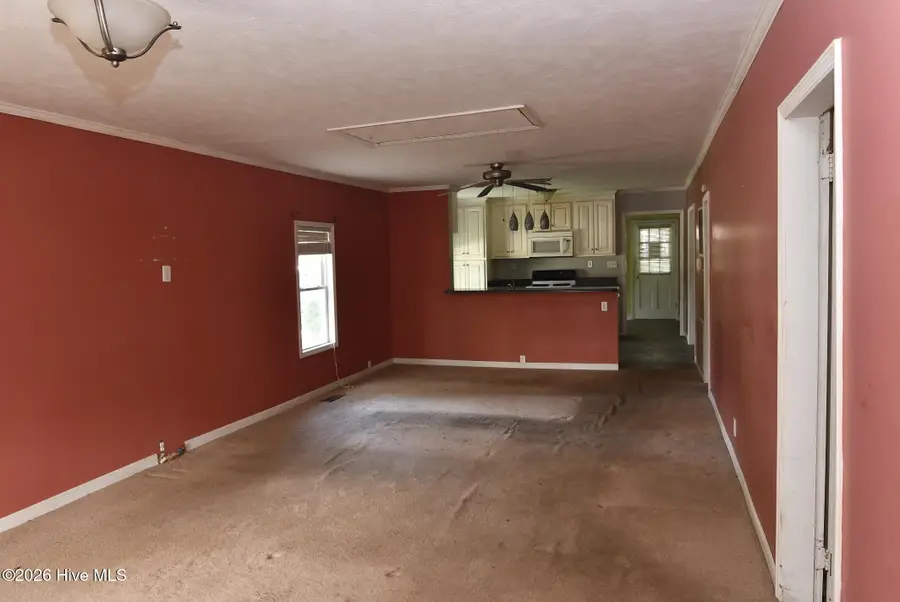 114 S Gillespie Street, Elizabethtown, NC 28337 - #2