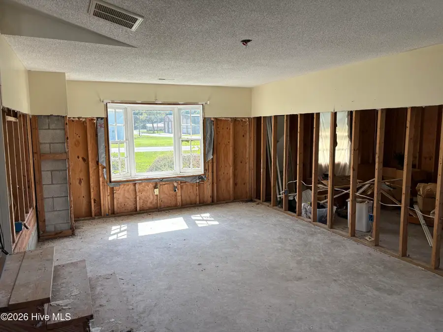 216 Foy Street, Pollocksville, NC 28573 - #3