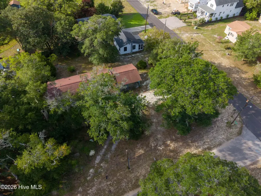 415 W Owens Street, Southport, NC 28461 - #2