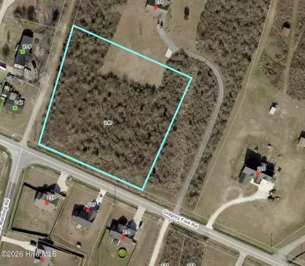 240 Gregory Fork Road, Richlands, NC 28574