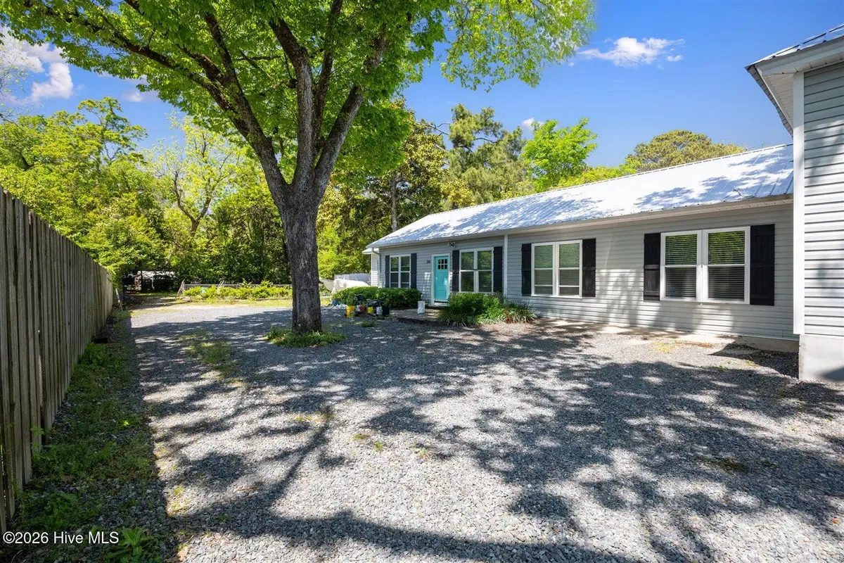 305 Macmillan Avenue N, Wilmington, NC 28403 - #1