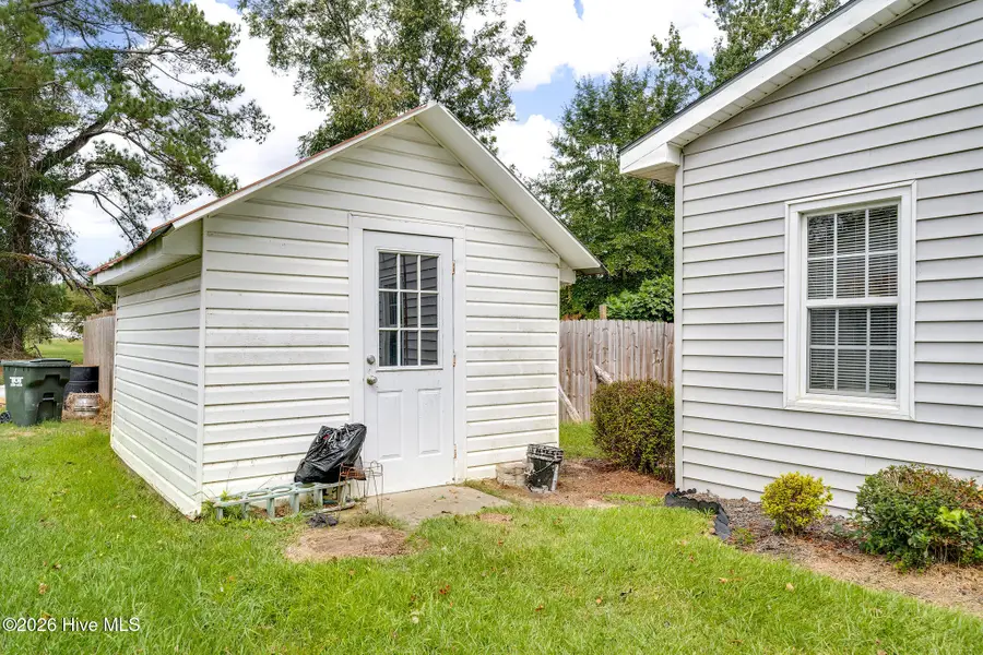 115 E Murphy Street, Wallace, NC 28466 - #3