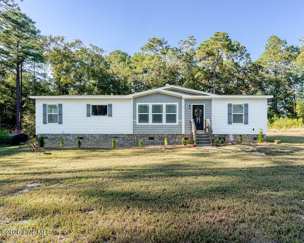 80 Oak Drive, Elizabethtown, NC 28337