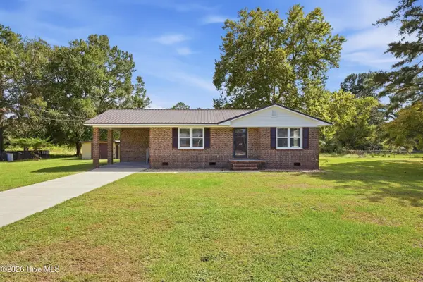 109 E Walnut Street, Bladenboro, NC 28320
