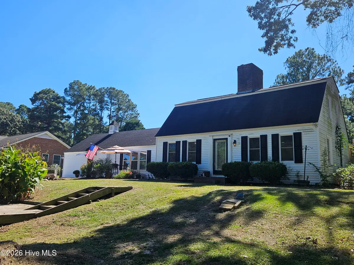 206 Woodland Drive, Clinton, NC 28328 - #1