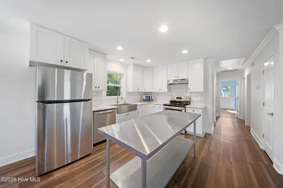 404 Jamaica Drive, Hampstead, NC 28443 - #2