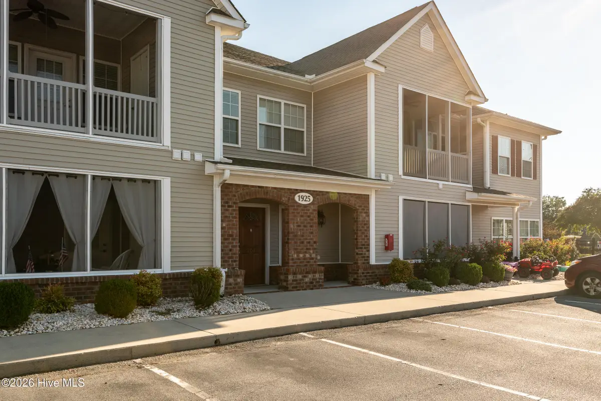 1925 Tara Court #201, Greenville, NC 27858 - #1