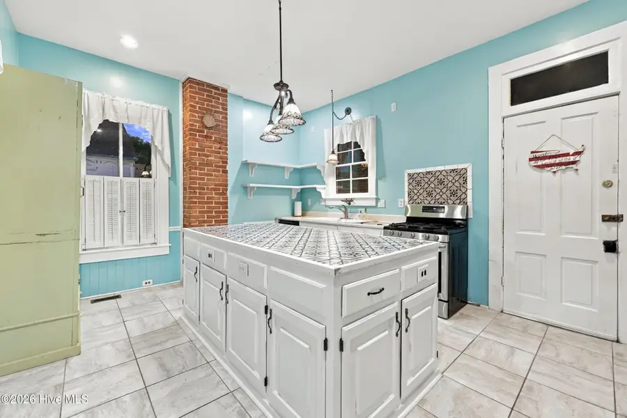 601 W Main Street, Elizabeth City, NC 27909 - #3
