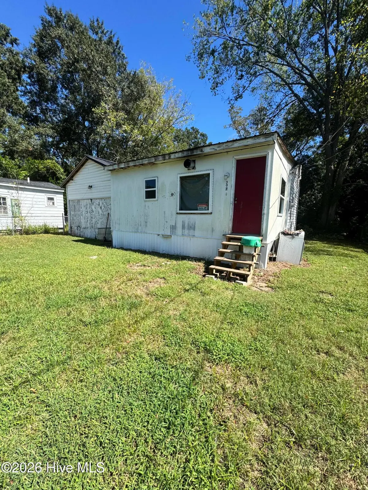 307 Short Street, Kinston, NC 28501 - #1