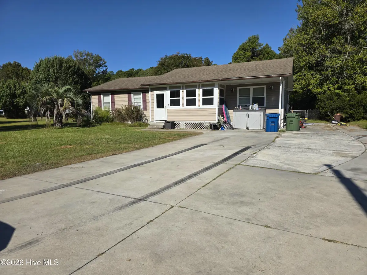 1431 Old Folkstone Road, Sneads Ferry, NC 28460 - #1