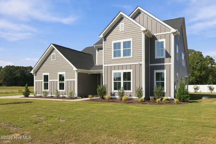 1716 Dixon Grove Lane, Grimesland, NC 27837 - #2