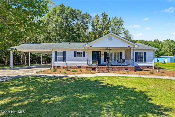1101 Old Northeast Road, Hallsboro, NC 28442