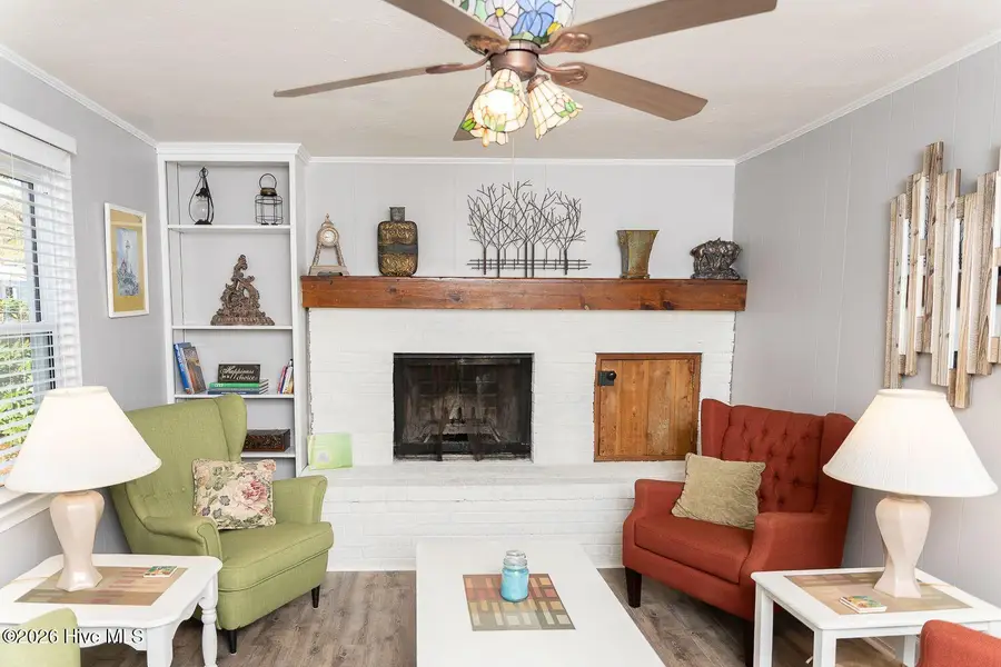 904 W Saunders Avenue, Aberdeen, NC 28315 - #2