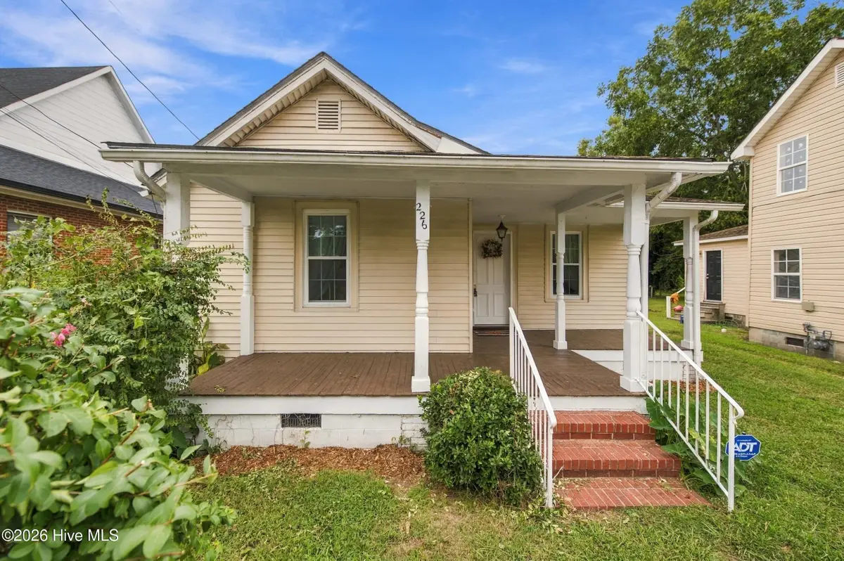 226 King Street, Hertford, NC 27944 - #1