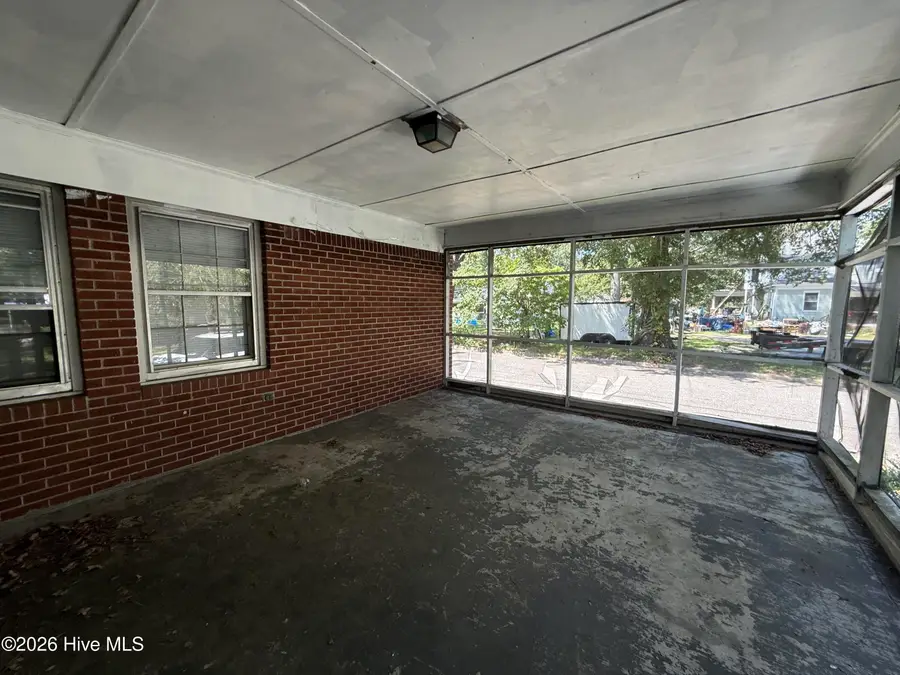 105 New Street, Williamston, NC 27892 - #2