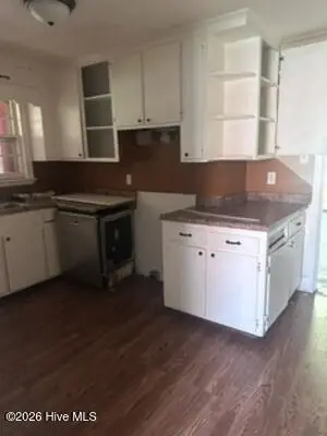 306 S Jefferson Avenue S, Goldsboro, NC 27530 - #3