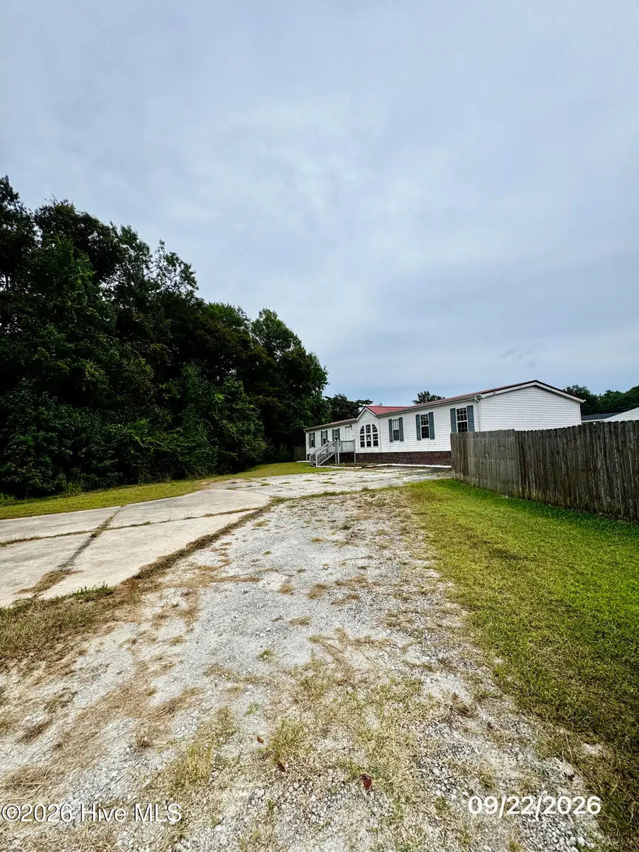 804 Maynard Boulevard, Jacksonville, NC 28546 - #2