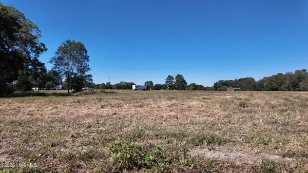3 Rivenbark Road, Wallace, NC 28466