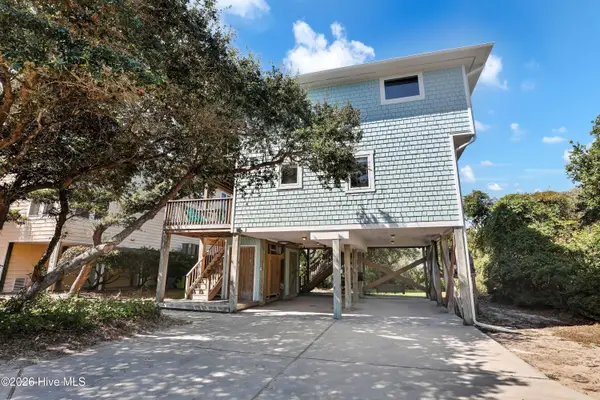 1143 S Topsail Drive, Surf City, NC 28445
