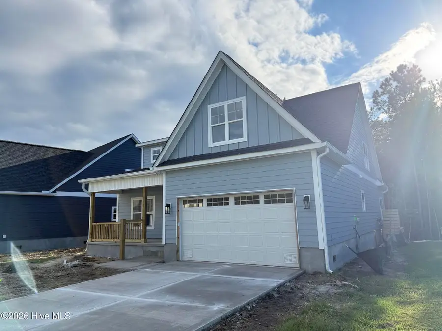 806 Sweetgrass Street, Holly Ridge, NC 28445 - #2
