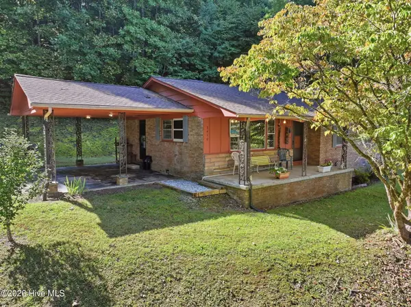 3410 Pisgah Road, Andrews, NC 28901