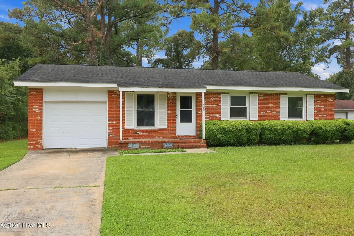 206 Sheffield Road, Jacksonville, NC 28546 - #1