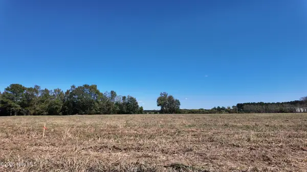 6 S Nc 41 Highway, Wallace, NC 28466