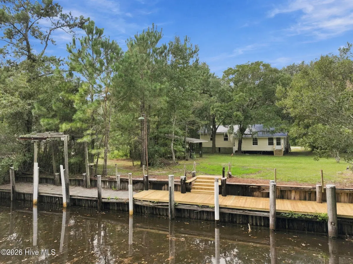440 Village Drive, Beaufort, NC 28516 - #1