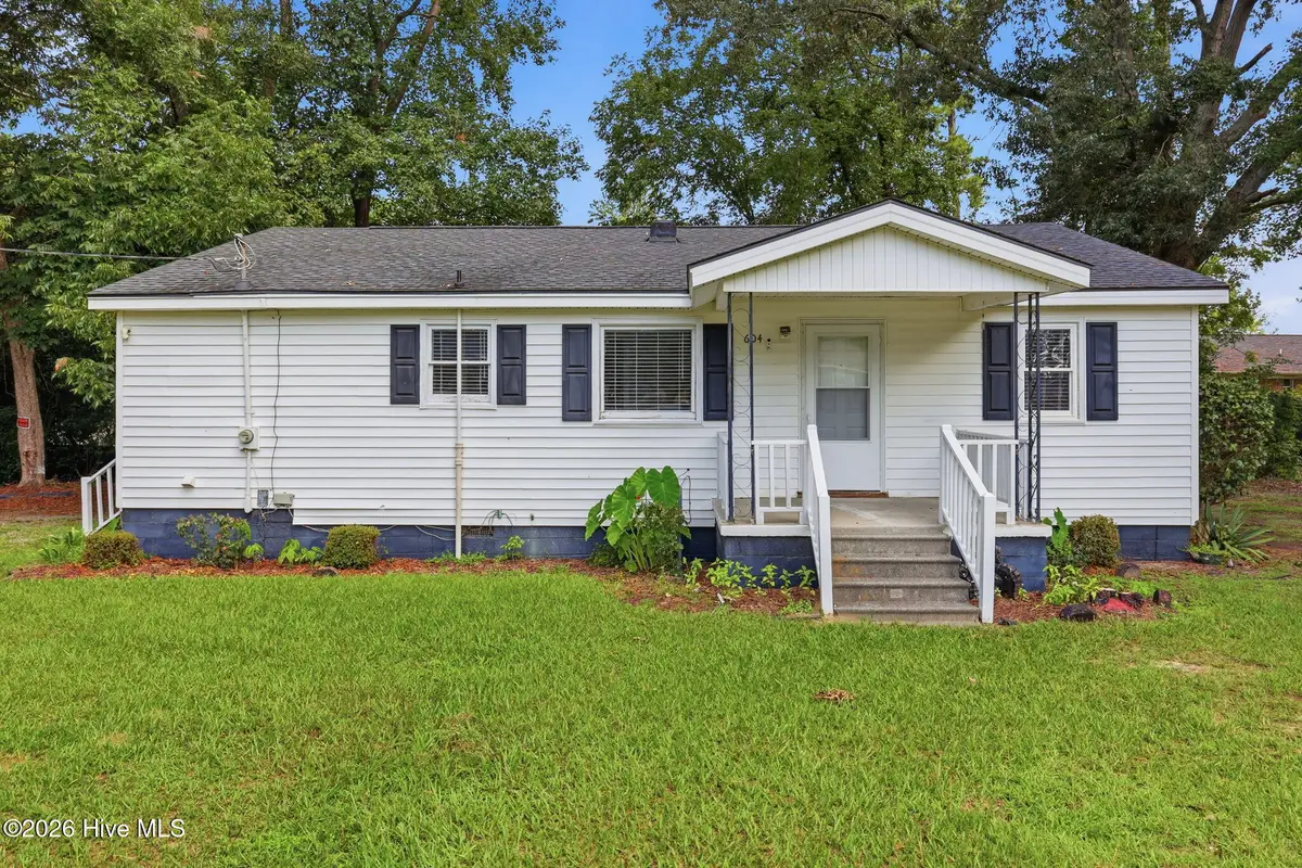604 Calhoun Street, Clinton, NC 28328 - #1