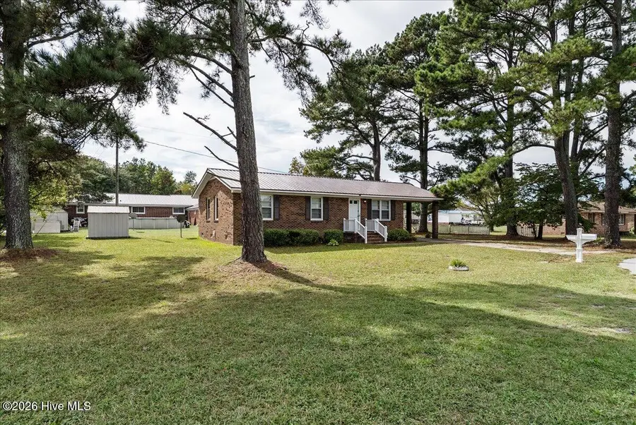207 Thomas Street, Conway, NC 27820 - #2