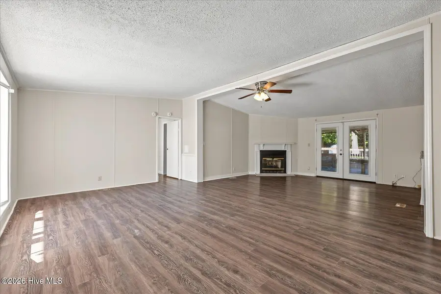 290 Crooked Creek Drive, Burgaw, NC 28425 - #2