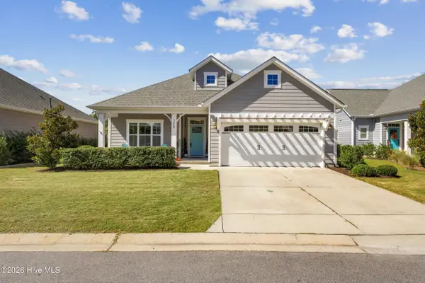 128 Hanover Lakes Drive, Wilmington, NC 28401