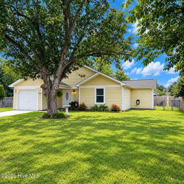 418 Red Fox Trail, Newport, NC 28570