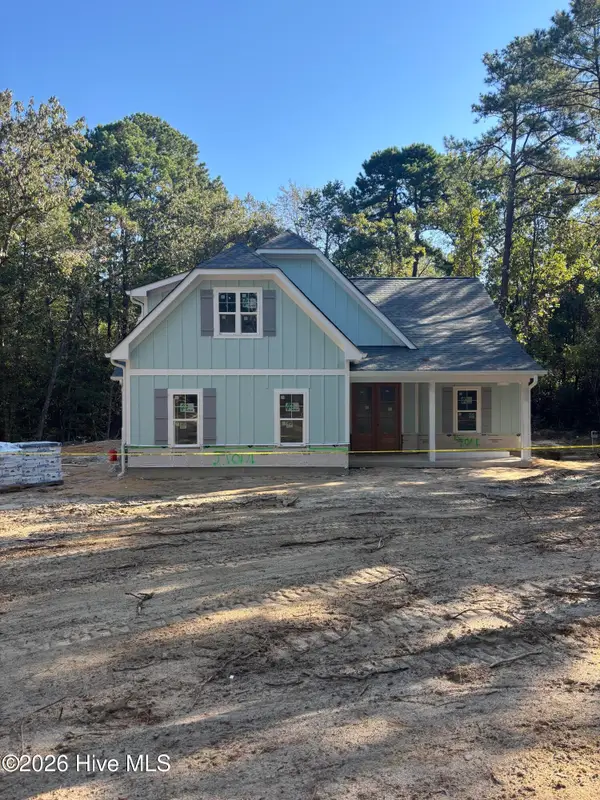 440 Thimbleberry Drive, Vass, NC 28394