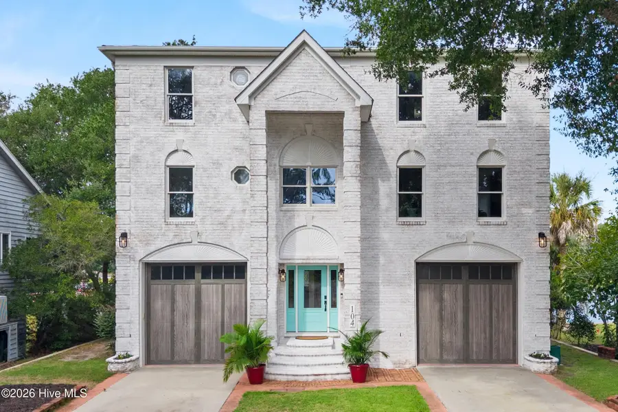 104 SW Yacht Drive, Oak Island, NC 28465 - #2