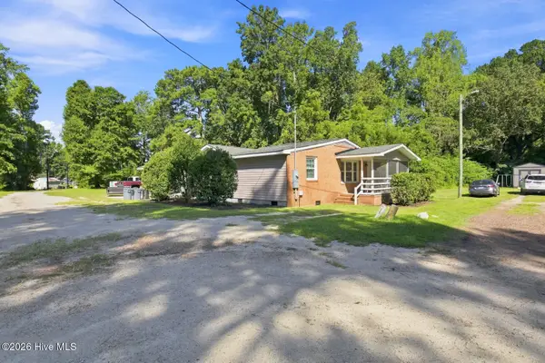 128 Lamotts Creek Road, Midway Park, NC 28544