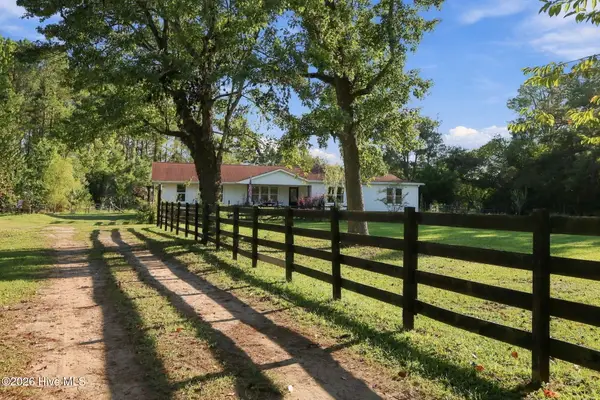 5377 Highway 24, Newport, NC 28570