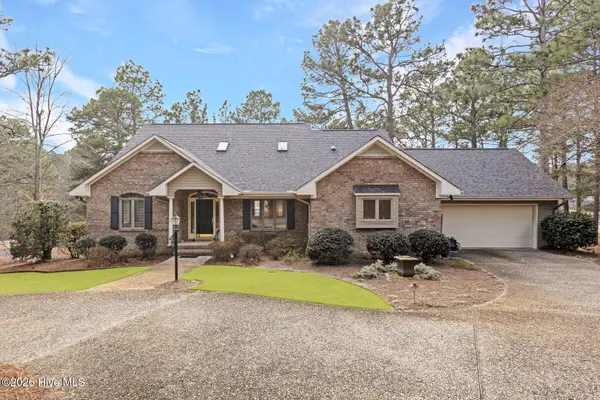 253 Devonshire Avenue W, West End, NC 27376