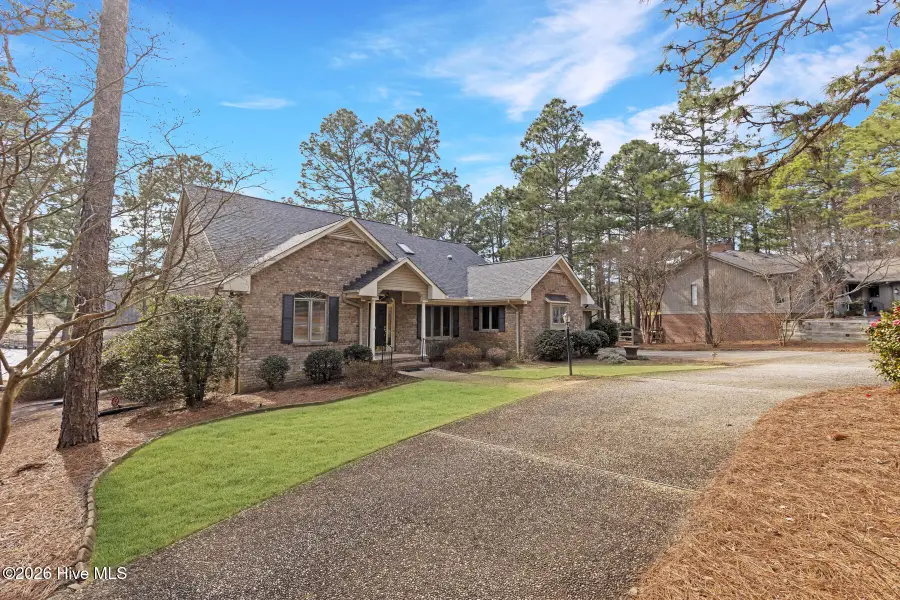 253 Devonshire Avenue W, West End, NC 27376 - #2