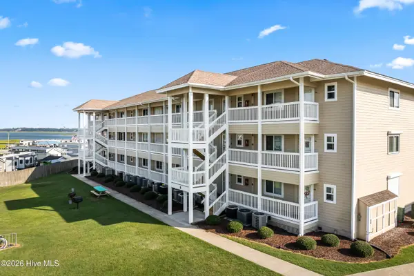650 Cedar Point Boulevard #B 25, Cedar Point, NC 28584