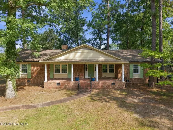 221 York Road, Greenville, NC 27858